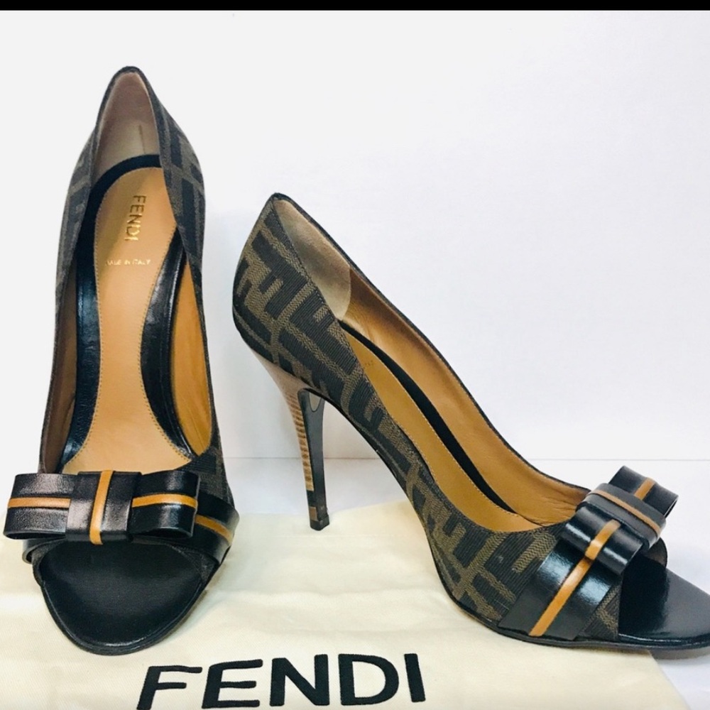 Fendi Zucca Canvas/Leather Bow Peep Toe Pumps, 41